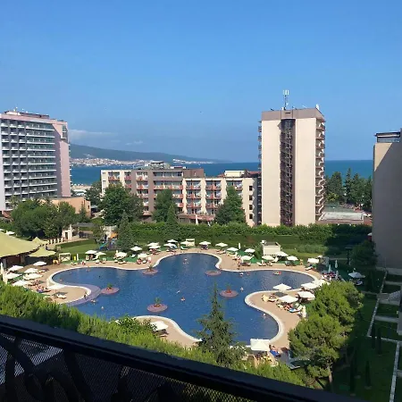 Barcelo Seaview 아파트